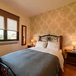 Chateaux Constantin Agistro ホテル 3*