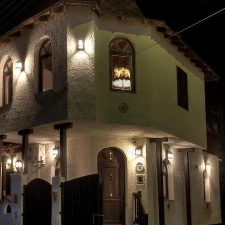 Chateaux Constantin Agistro 호텔 Ángistron