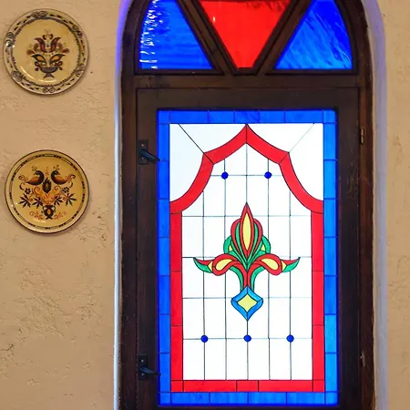 Chateaux Constantin Agistro