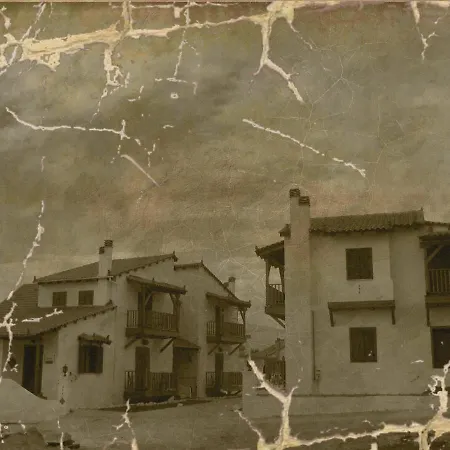 Chateaux Constantin Agistro Ángistron