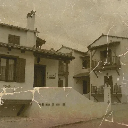 Chateaux Constantin Agistro Ángistron