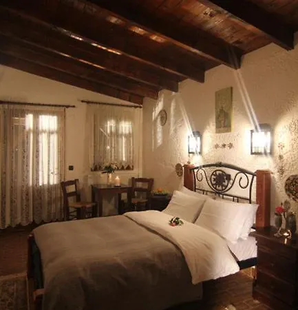 Chateaux Constantin Agistro 3* Ángistron