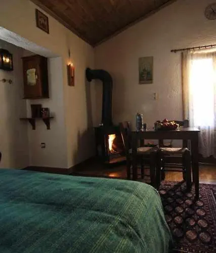 康斯坦丁阿吉斯特罗城堡酒店 3* Ángistron