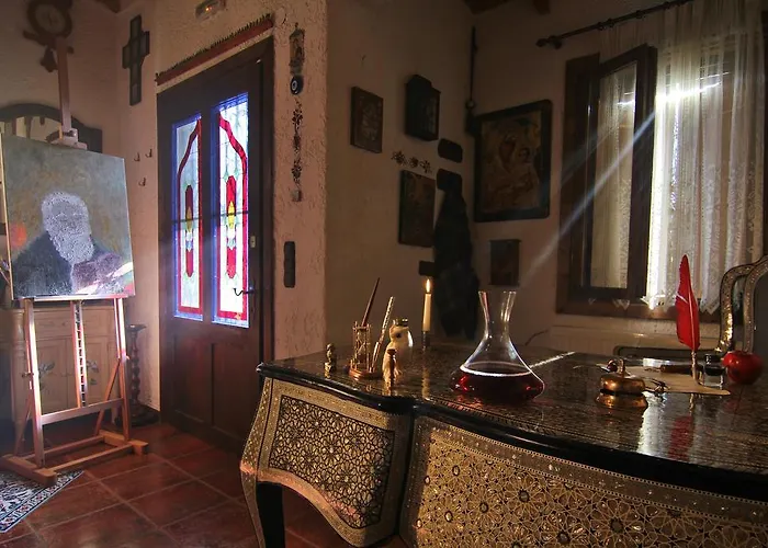 康斯坦丁阿吉斯特罗城堡酒店 酒店 Ángistron