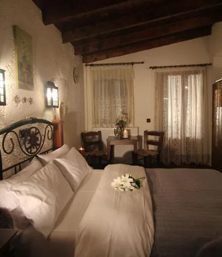 康斯坦丁阿吉斯特罗城堡酒店 3* Ángistron